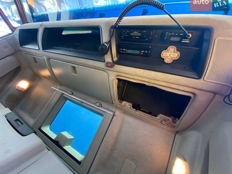 Тягач Iveco Magirus 2007 в Ровно