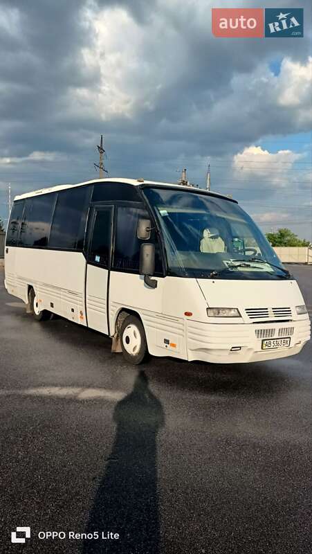 Туристичний / Міжміський автобус Iveco Mago 2000 в Вінниці