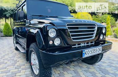 Позашляховик / Кросовер Iveco Massif 2009 в 