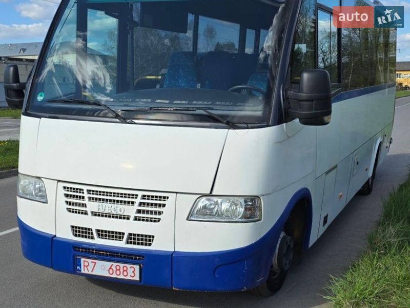 Туристический / Междугородний автобус Iveco Rapido 2009 в Дрогобыче