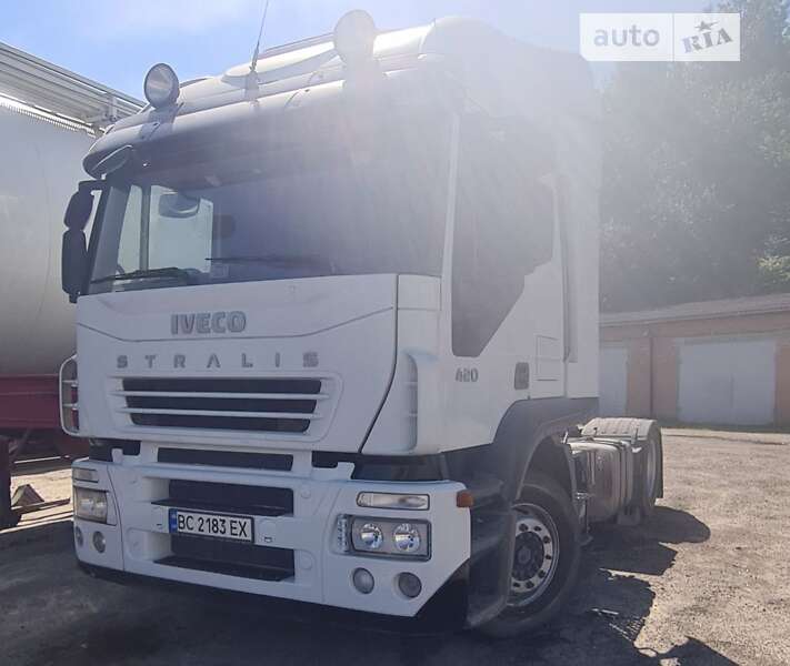 Тягач Iveco Stralis 2007 в 