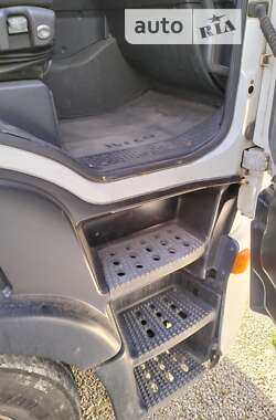 Тягач Iveco Stralis 2012 в 