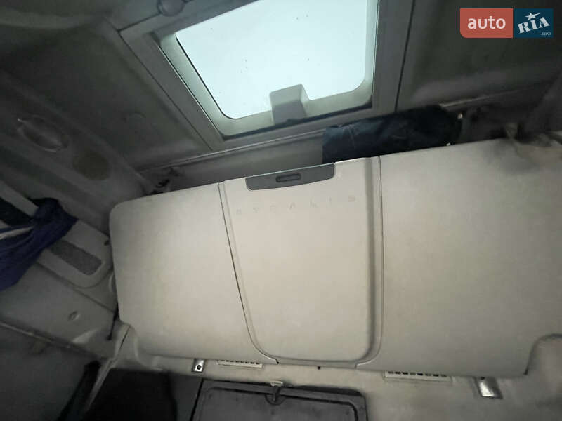 Контейнеровоз Iveco Stralis 2010 в Львові