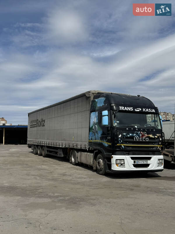 Тягач Iveco Stralis 2013 в  фото Тягач Iveco Stralis 2013 в
