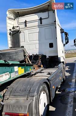 Вантажний фургон Iveco Stralis 2006 в 