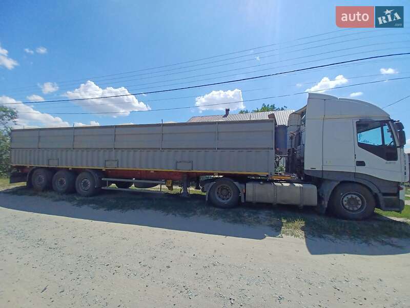 Зерновоз Iveco Stralis 2006 в Балте