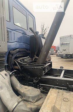 Самоскид Iveco Trakker 2007 в 