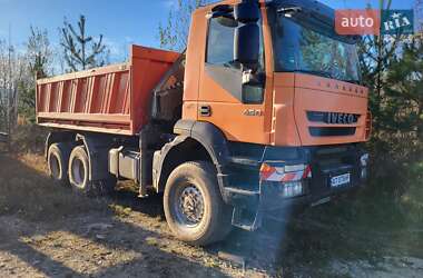 Самосвал Iveco Trakker 2010 в Рожнятове