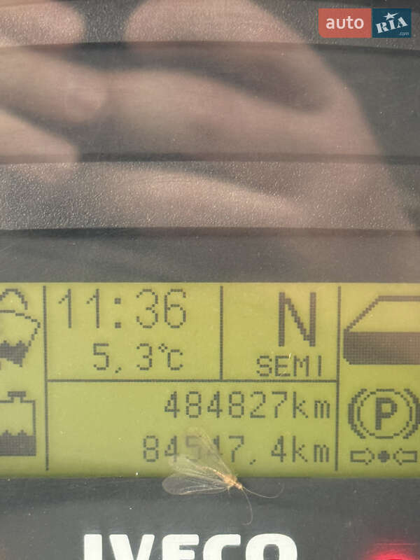 Самосвал Iveco Trakker 2011 в Долине