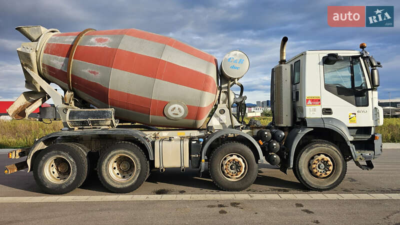 Бетономешалка (Миксер) Iveco Trakker 2011 в Умани