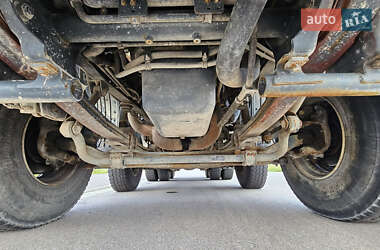 Бетономешалка (Миксер) Iveco Trakker 2011 в 