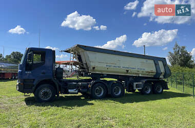 Самосвал Iveco Trakker 2007 в 