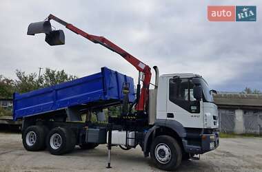 Кран-манипулятор Iveco Trakker 2008 в Тернополе