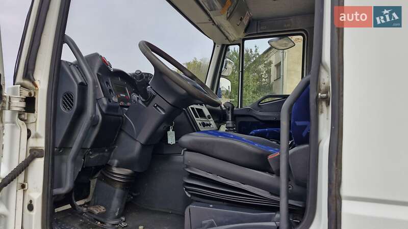 Кран-манипулятор Iveco Trakker 2008 в Тернополе