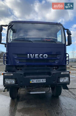 Самоскид Iveco Trakker 2008 в  фото 3 Самоскид Iveco Trakker 2008 в