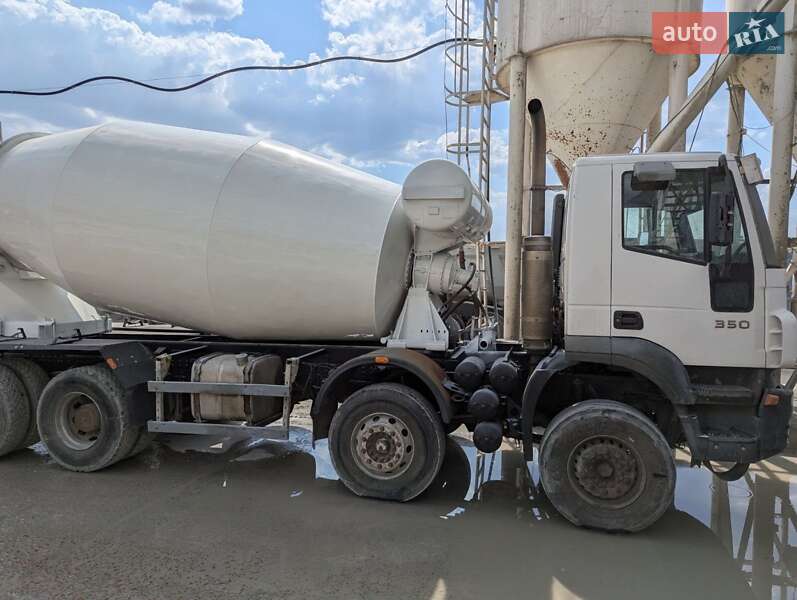 Бетономешалка (Миксер) Iveco Trakker 2006 в Киеве фото 6 Бетономешалка (Миксер) Iveco Trakker 2006 в Киеве