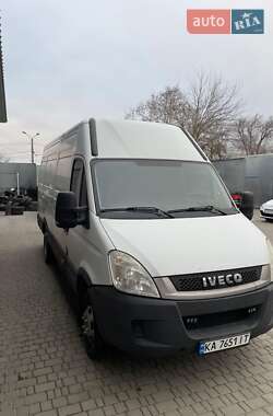 Вантажний фургон Iveco TurboDaily груз. 2010 в Одесі