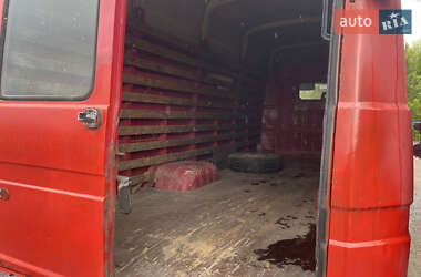 Грузовой фургон Iveco TurboDaily 1998 в 