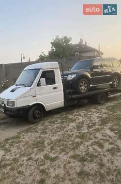 Эвакуатор Iveco TurboDaily 1997 в 