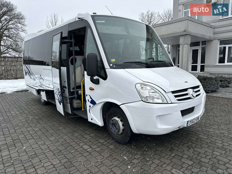 Мікроавтобус Iveco Wing 2008 в Чернівцях