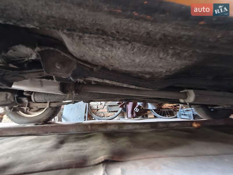 Хэтчбек ИЖ 21251 Комби 1987 в Ромнах