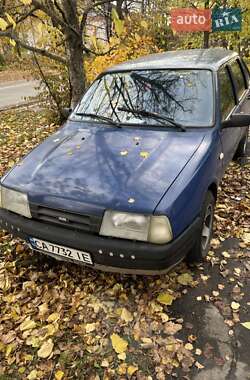 Хэтчбек ИЖ 2126 Ода 2004 в Умани
