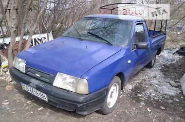 Грузовой фургон ИЖ 2715 2003 в Чернигове