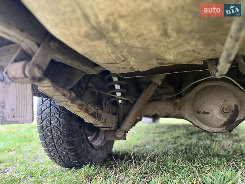 Пикап ИЖ 2715 1991 в Тростянце