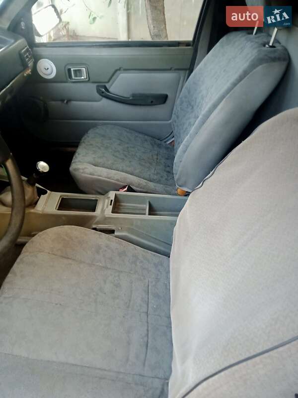 Пикап ИЖ 2717 Ода 2004 в Шептицькому