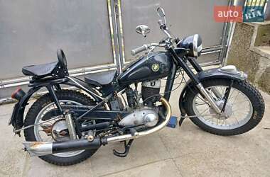 Вантажні трицикли ИЖ 49 1956 в Снятині