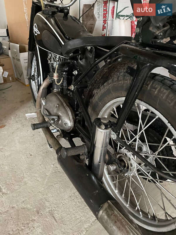 Боббер ІЖ 49 1957 в Рівному