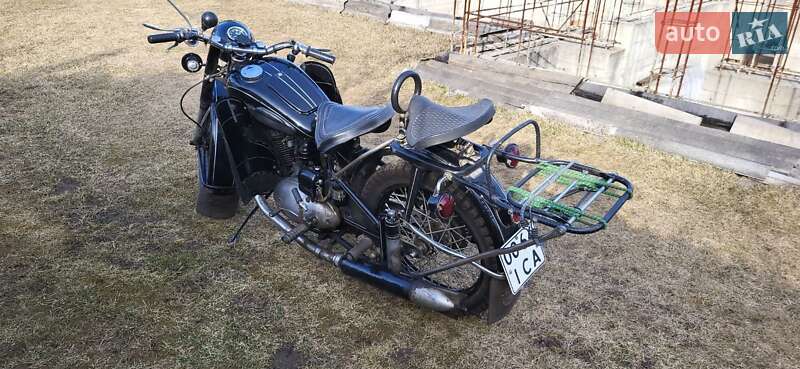 Мотоцикл Классик ИЖ 49 1957 в Черновцах