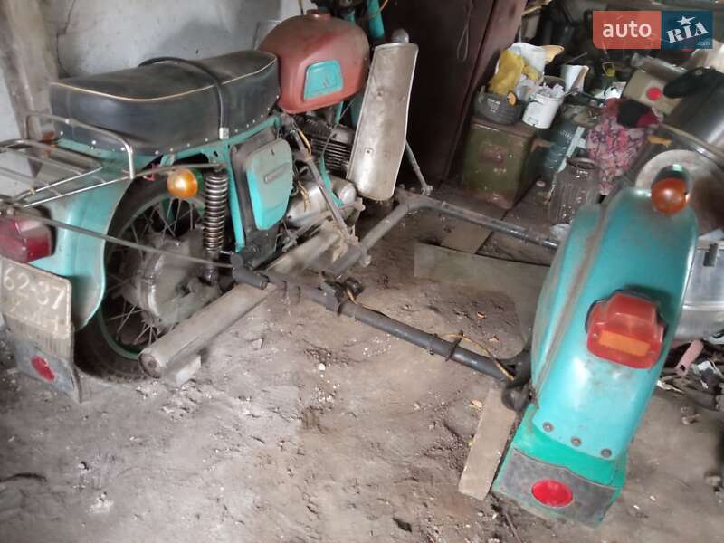 Мотоцикл з коляскою ІЖ Юпітер 3 1977 в Старокостянтинові