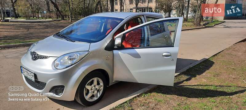 Хетчбек JAC J2 2015 в Кривому Розі