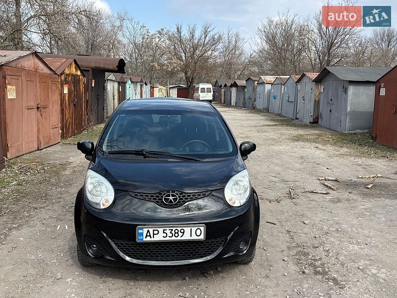 Хетчбек JAC J2 2014 в Запоріжжі