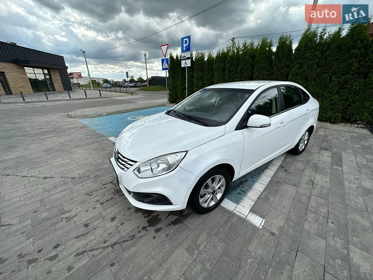2012 Dacia Lodgy - мініатюра 90