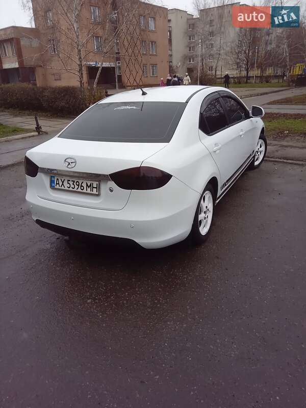 Седан JAC J5 2013 в Краснограде фото 4 Седан JAC J5 2013 в Краснограде