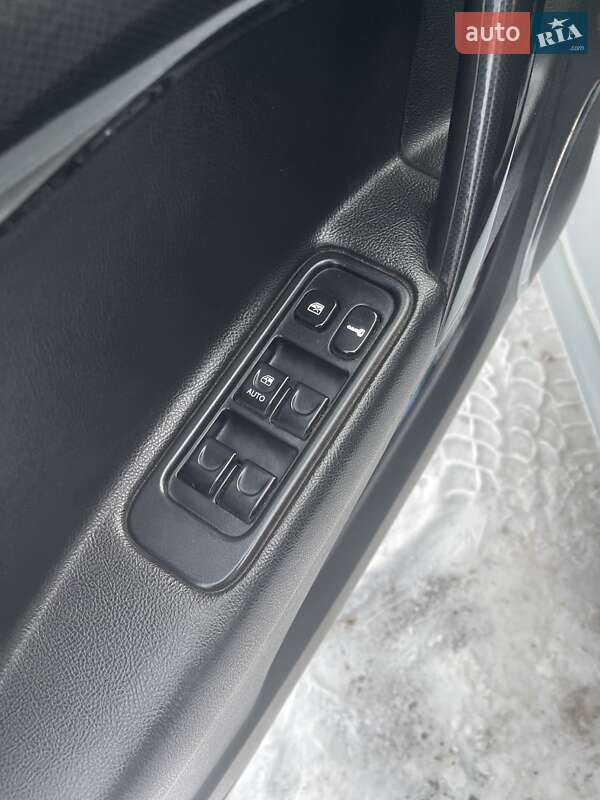 Седан JAC J5 2014 в Бердичеве фото 14 Седан JAC J5 2014 в Бердичеве