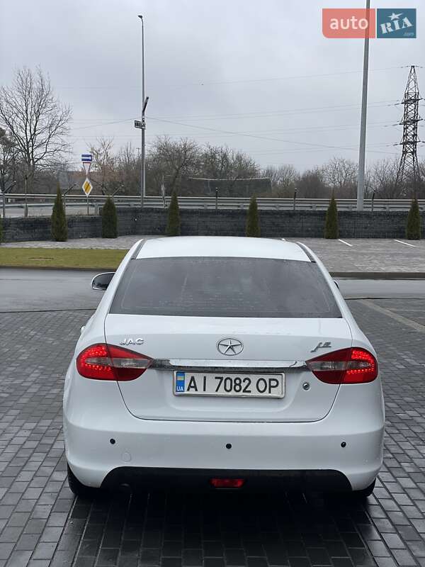 Седан JAC J5 2014 в Макарове
