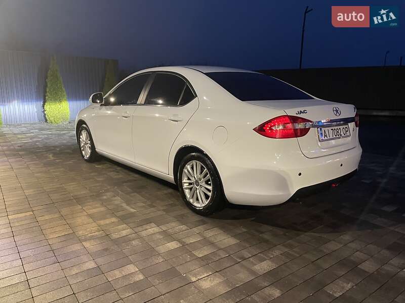 Седан JAC J5 2014 в Макарове