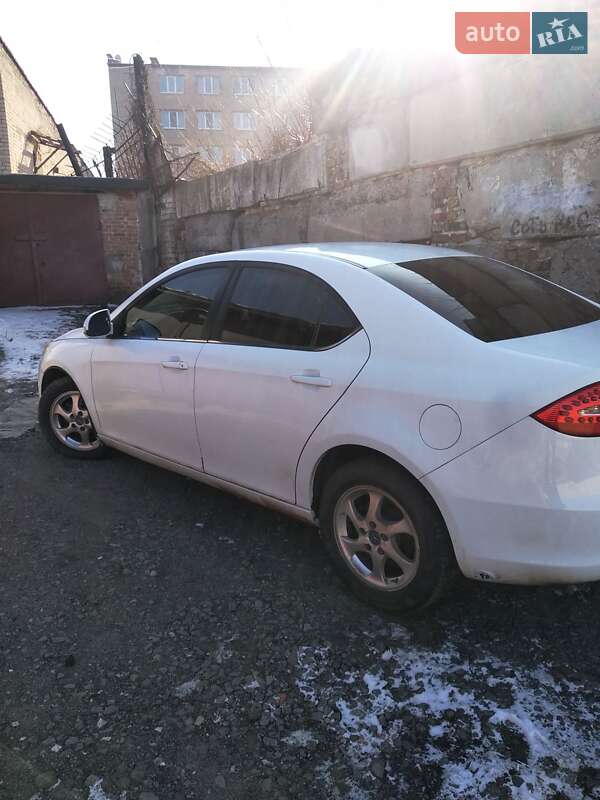 Седан JAC J5 2014 в Кривому Розі