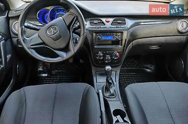 Седан JAC J5 2013 в 