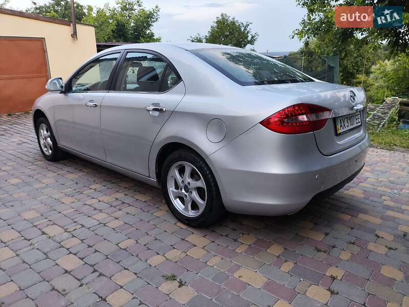 Седан JAC J5 2013 в Сумах