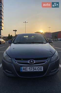 Седан JAC J5 2014 в Львове