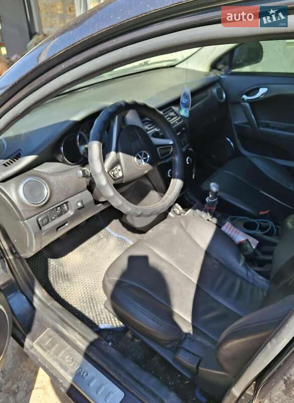 Седан JAC J5 2014 в Николаеве