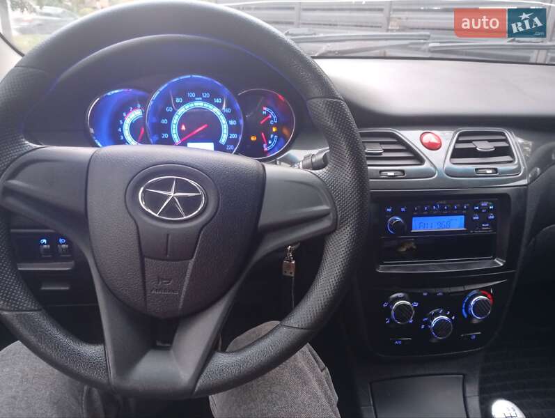 Седан JAC J5 2014 в Киеве фото 4 Седан JAC J5 2014 в Киеве