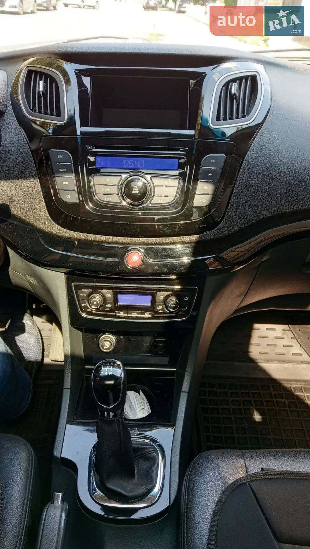 2016 JAC J6 (Heyue RS) - мініатюра 6