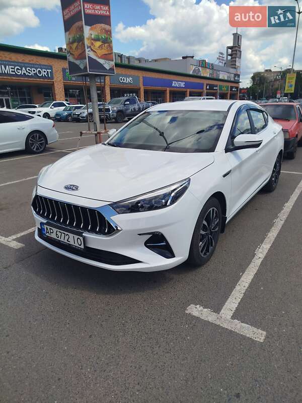 Лифтбек JAC J7 2021 в Кривом Роге