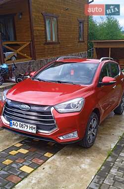 Внедорожник / Кроссовер JAC JS2 2021 в 