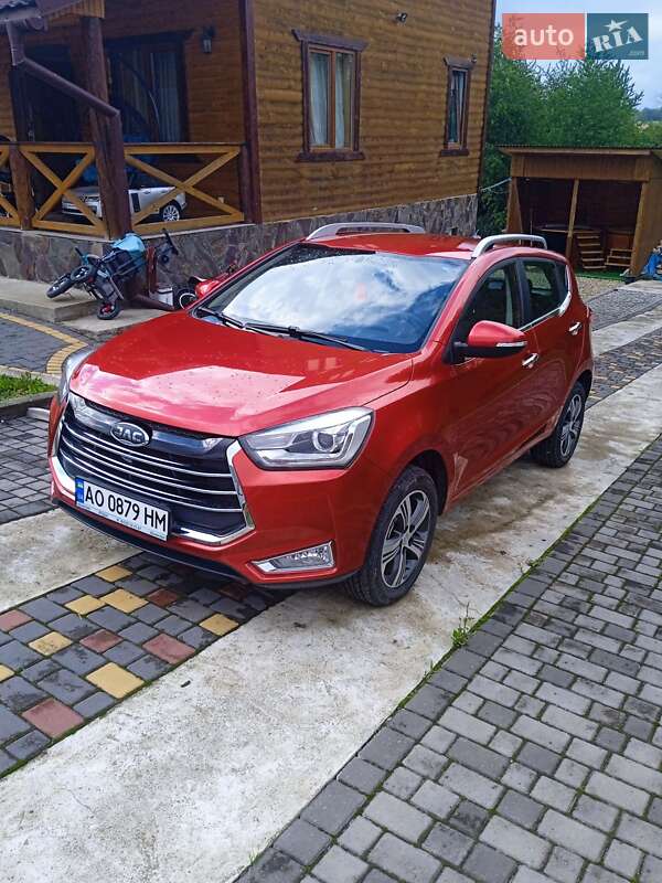 Внедорожник / Кроссовер JAC JS2 2021 в Косове